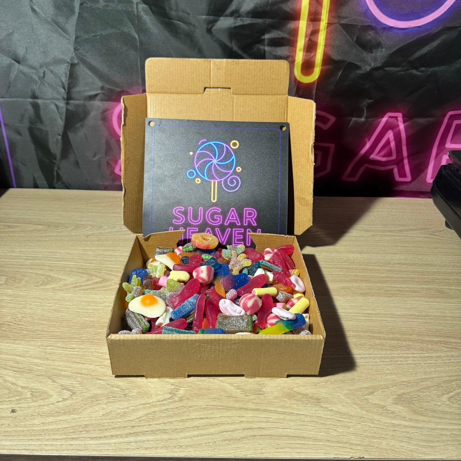 Pizza box pick ‘n’ mix - 800 grams