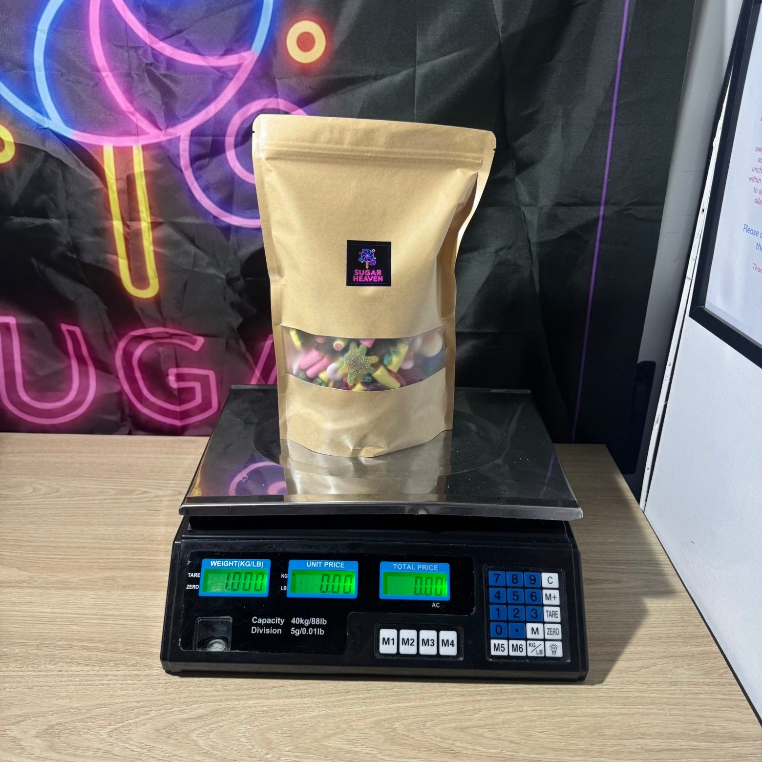 1kg pick ‘n’ mix